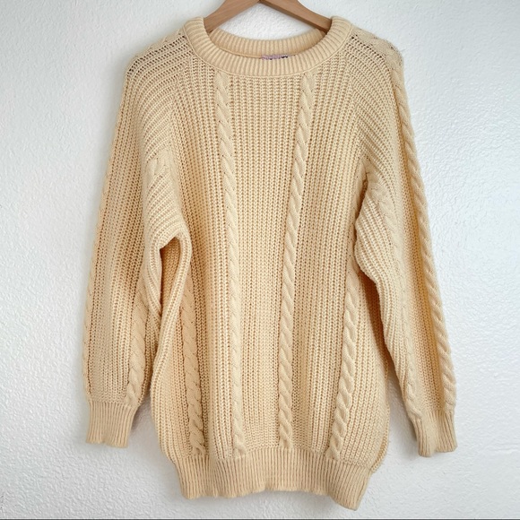 Vintage Sweaters - VINTAGE KELLY WOOD Oversized Chunky Cable Knit Sweater Cream
